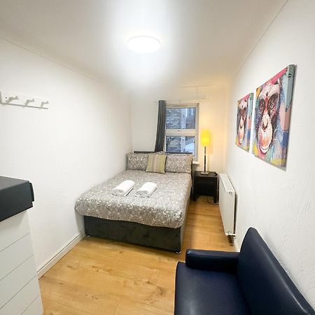 Flat 3 Stay In Aldgate Apartments London Bagian luar foto