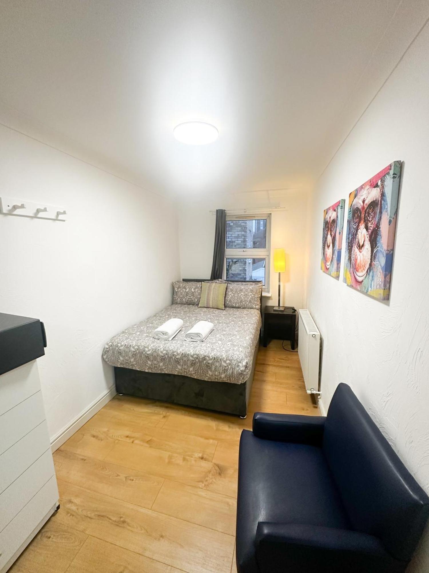 Flat 3 Stay In Aldgate Apartments London Bagian luar foto